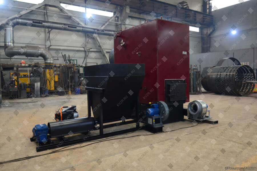 Котел с вихревой топкой на древесных отходах